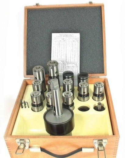 CS11300/2AS - Sady v dřevěném boxu