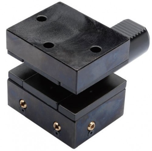 ČTYŘHRANÝ DRŽÁK S VÍCE ULOŽENÍMI TVAR D2 DIN69880-VDI