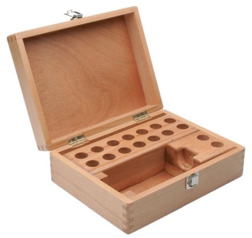 PRÁZDNÝ DŘEVĚNÝ BOX NA KLEŠTINY