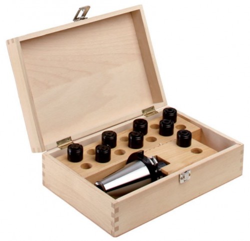 SADA ZÁVITOVACÍ UPÍNAČ S DÉLKOVOU KOMPENZACÍ SE ZÁVITOVÝMI ADAPTÉRY SE SPOJKOU V DŘEVĚNÉM BOXU DIN69871A