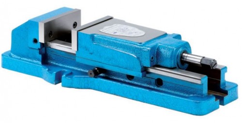 STROJNÍ VYSOKOTLAKÝ SVĚRÁK S MECHANICKÝM POSILOVAČEM