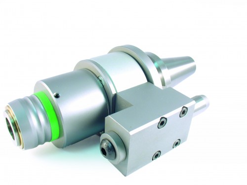 SYNCHRONNÍ ZÁVITOVÁNÍ S INTEGROVANÝM MAZACÍM SYSTÉMEM - SMĚŠOVAČEM VZDUCHU A OLEJE